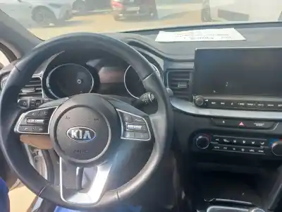 Veículo de Sucata kia xceed tech do ano 2021 alimentado g3le