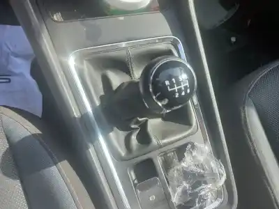 Veículo de Sucata seat ateca (kh7) style do ano 2021 alimentado 