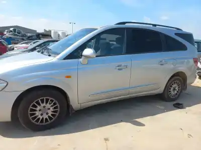 Здавання транспортного засобу ssangyong rodius premium року 2009 потужний d27dt