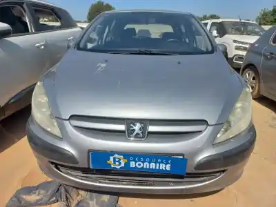 Sloopvoertuig PEUGEOT 307 (S1)  van het jaar 2001 aangedreven NFU
