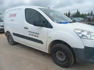 Veicolo di demolizione peugeot partner kasten active dell'anno 2015 alimentato 9h06