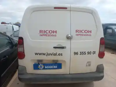 Veicolo di demolizione peugeot partner kasten active dell'anno 2015 alimentato 9h06