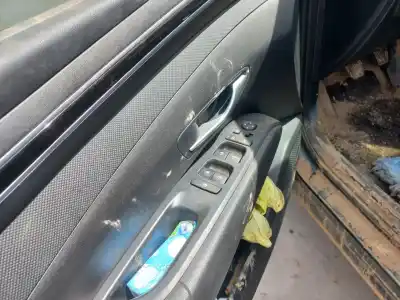 Veículo de Sucata hyundai tucson tecno sky do ano 2023 alimentado 