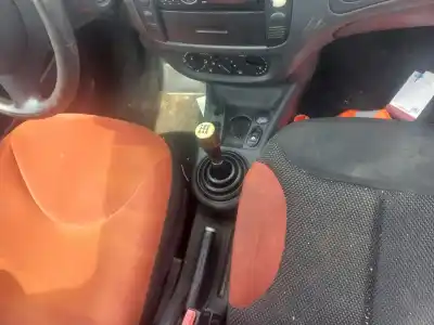 Veículo de Sucata citroen c2 audace do ano 2003 alimentado kfv