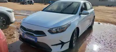 Veículo de Sucata KIA CEED DRIVE do ano 2024 alimentado 