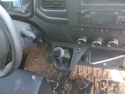 Scrapping Vehicle renault master iii furgón of the year 2024 powered 