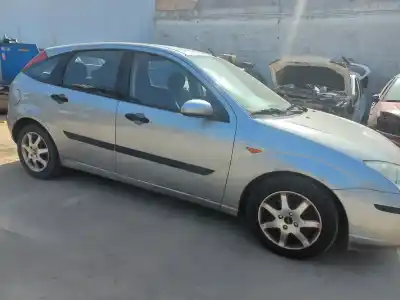 Здавання транспортного засобу ford focus berlina (cak) ghia року 2004 потужний ffda
