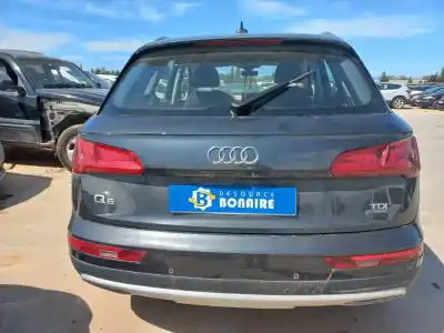 Veículo de Sucata audi q5 (fyb) s line quattro do ano 2017 alimentado det
