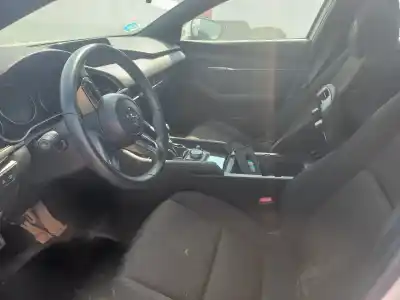 Veículo de Sucata mazda 3 sedán (bp_) 2.0 skyactiv-g m hybrid do ano 2020 alimentado pexn