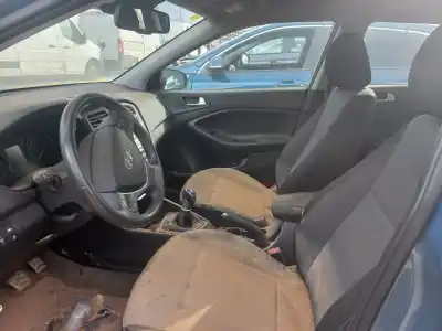 Здавання транспортного засобу hyundai i20 klass active crossover року 2016 потужний 