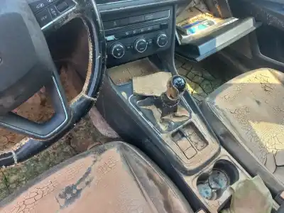 Здавання транспортного засобу seat leon (5f1) style року 2014 потужний 