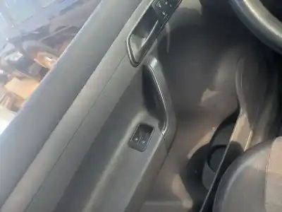 Verschrottungsfahrzeug volkswagen caddy ka/kb (2c) tramper des jahres 2012 angetrieben cay