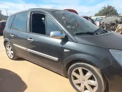 Scrapping Vehicle renault scenic ii authentique of the year 2006 powered 