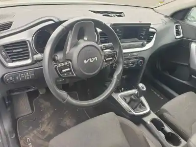 Veículo de Sucata kia ceed sportswagon hybrid do ano 2020 alimentado d4fe