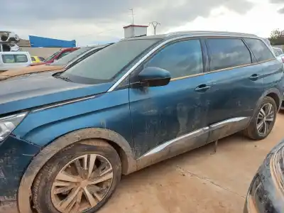 Veículo de Sucata peugeot 5008 allure do ano 2025 alimentado yh01