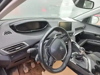 Veículo de Sucata peugeot 5008 allure do ano 2025 alimentado yh01