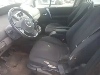 Veicolo di demolizione renault scenic ii adventure by coronel tapiocca dell'anno 2007 alimentato k9k p7