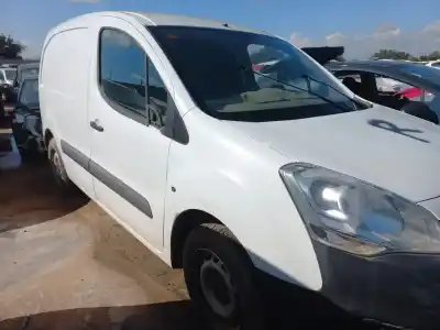 Veicolo di demolizione peugeot partner kasten active dell'anno 2018 alimentato 