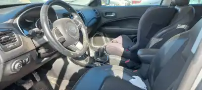 Vehicul casat jeep compass ii multiair al anului 2025 alimentat 