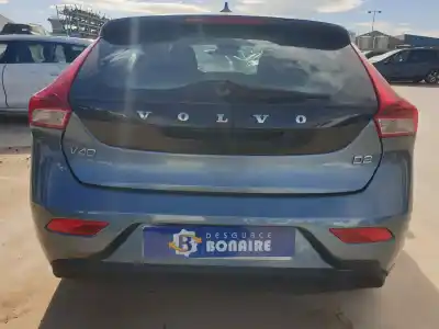 Veicolo di demolizione volvo v40 momentum dell'anno 2013 alimentato d4162t