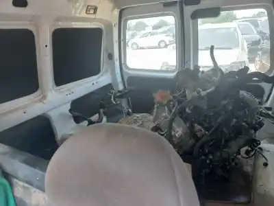 Veículo de Sucata citroen berlingo standard do ano 2007 alimentado rhy