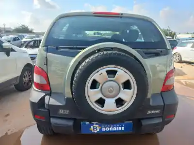 Veicolo di demolizione renault scenic rx4 (ja0) dynamique dell'anno 2003 alimentato f9q k7