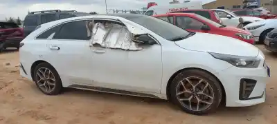 Veículo de Sucata kia proceed ( ) tourer do ano 2019 alimentado g4ld