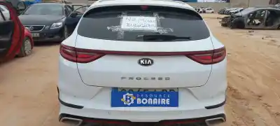 Veículo de Sucata kia proceed ( ) tourer do ano 2019 alimentado g4ld