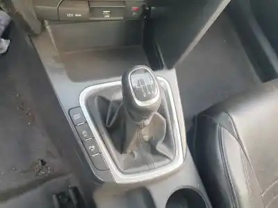 Veículo de Sucata kia ceed sportswagon eco dynamics do ano 2021 alimentado d4fe