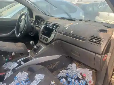 Veículo de Sucata ford kuga (cbv) trend do ano 2008 alimentado 