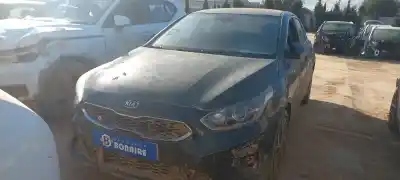 Veículo de Sucata KIA CEED DRIVE do ano 2020 alimentado 