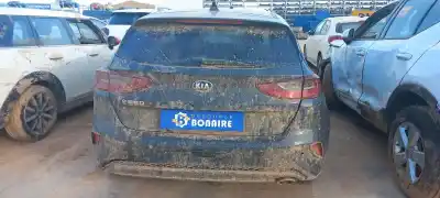 Veículo de Sucata kia ceed drive do ano 2020 alimentado 