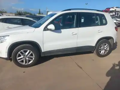 Veículo de Sucata volkswagen tiguan (5n1) advance do ano 2011 alimentado 