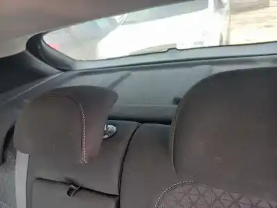 Veículo de Sucata kia ceed drive do ano 2019 alimentado g4lc