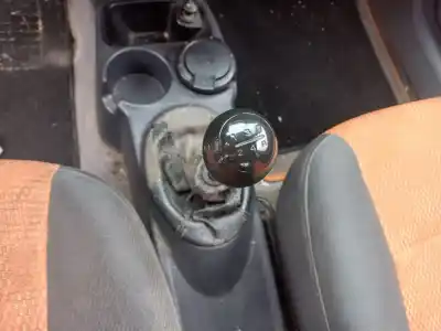 Veicolo di demolizione kia picanto ex dell'anno 2005 alimentato g4hc