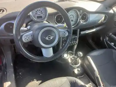 Hurda Aracı bmw mini cabrio (r52) one yılın 2004 güçlü 