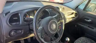 Veículo de Sucata jeep renegade night eagle 4x4 do ano 2017 alimentado 55263087