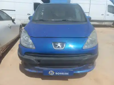 Veículo de Sucata PEUGEOT 1007  do ano 2006 alimentado 