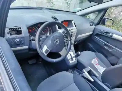 Sloopvoertuig opel zafira b cosmo van het jaar 2009 aangedreven z19dt