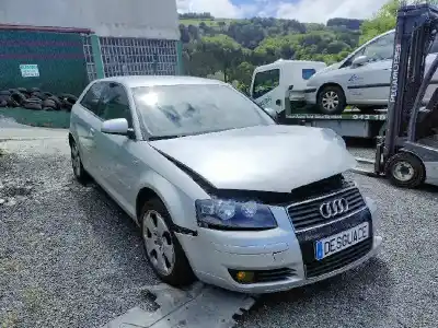 Veículo de Sucata AUDI                                               A3 (8P)                                                                                                                                                                                                                                                    2.0 TDI Ambiente (DPF)                                                                                                                                                                                                                                     do ano 2004 alimentado BKD