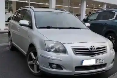 Veículo de Sucata toyota avensis (_t25_) 2.2 d-cat (adt251_) do ano 2006 alimentado 2adfhv