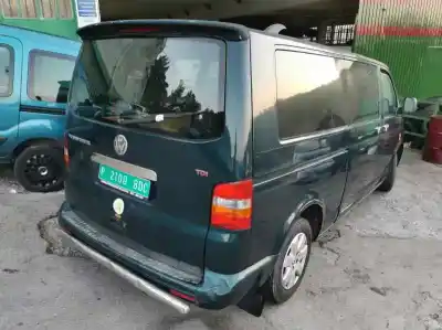 Veículo de Sucata volkswagen t5 transporter/furgoneta combi 4motion (batalla larga) do ano 2006 alimentado bpc