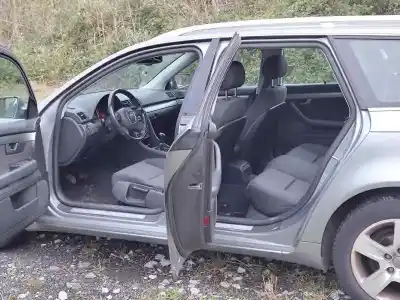 Veículo de Sucata audi a4 avant (8e) a4 avant 8e do ano 2005 alimentado 2.0 tdi (blb)