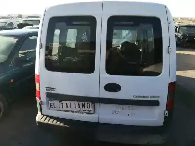 Здавання транспортного засобу opel combo corsa c року 2004 потужний 