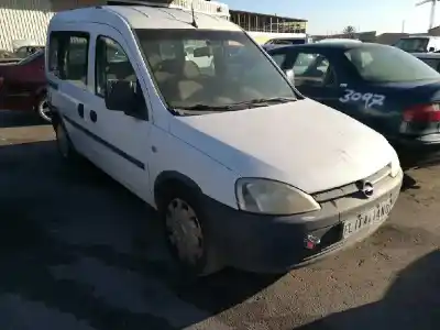 Здавання транспортного засобу opel combo corsa c року 2004 потужний 