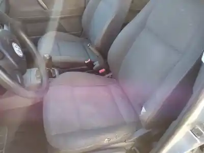 Sloopvoertuig volkswagen polo (9n1) azq van het jaar 2002 aangedreven azq