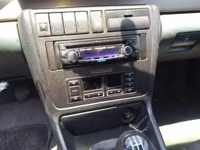 Здавання транспортного засобу audi a4 b5 (8d2) 1.8 t року 1998 потужний aeb