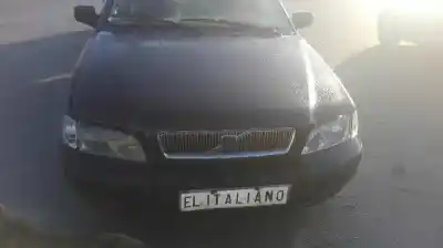 Здавання транспортного засобу volvo s40 i (644) 1.9 di року 2000 потужний d4192t2