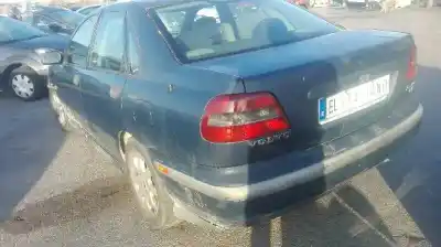 Здавання транспортного засобу volvo s40 i (644) 1.9 di року 2000 потужний d4192t2