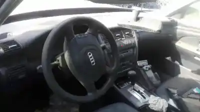 Здавання транспортного засобу audi a8 (d2) afb року 2003 потужний afb